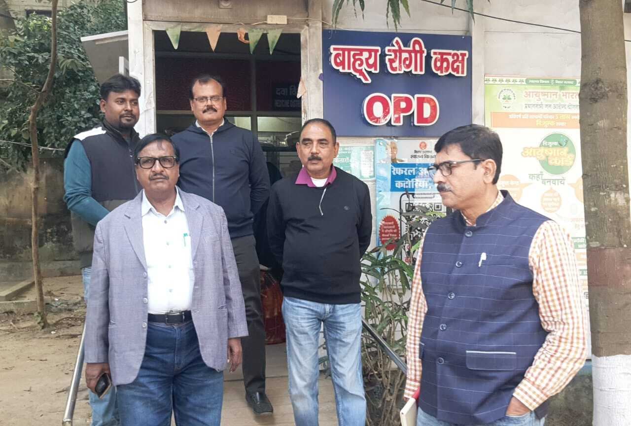 ठंड को लेकर मरीजों को कंबल व हीटर कराएं उपलब्ध