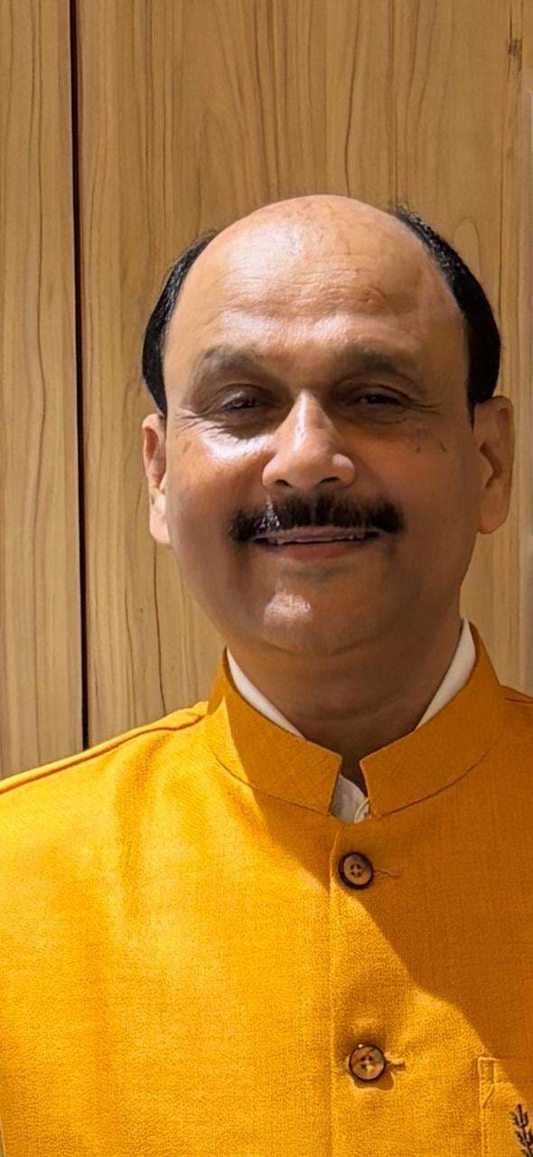 ठंड के बदलते तेवर से लोगों की बिगड़ रही सेहत