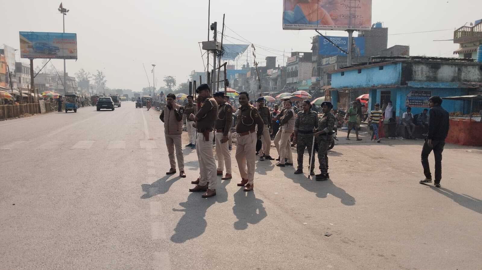 गेड़ाबाड़ी चौक पर ट्रैफिक नियम तोड़ने वालों पर सख्ती शुरू