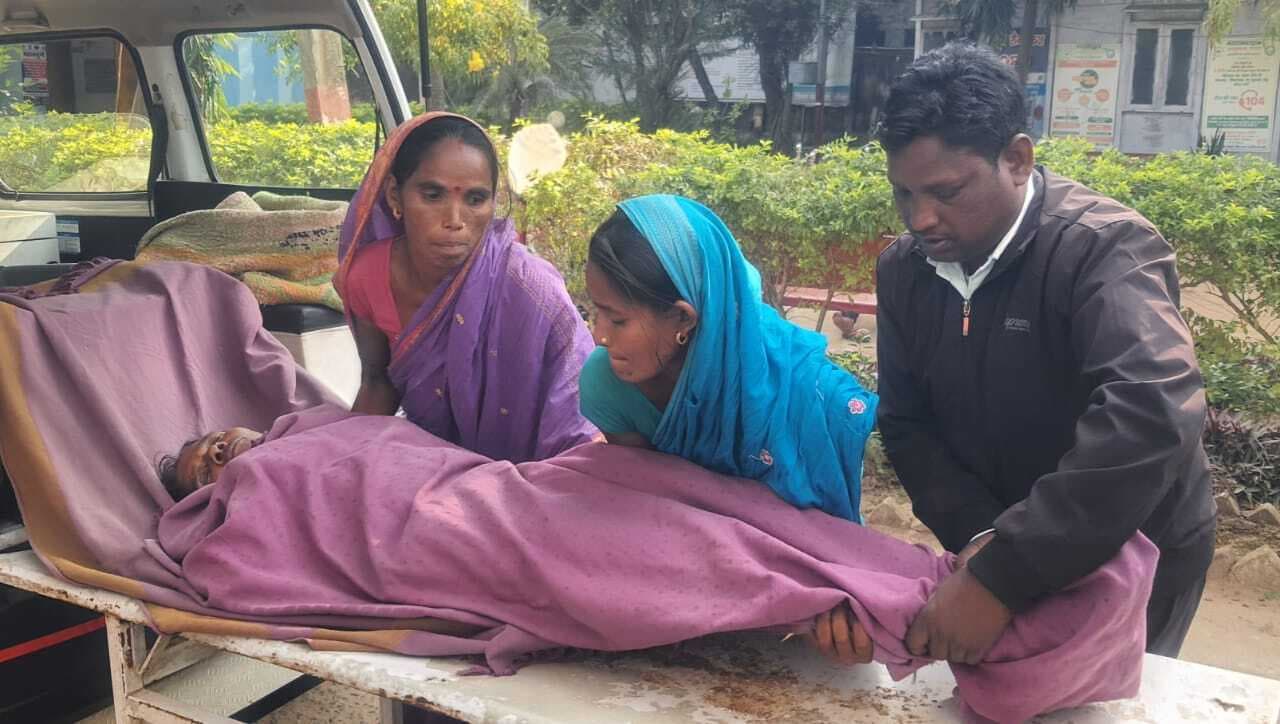 जमीन विवाद में वृद्ध महिला के साथ की बेरहमी से मारपीट