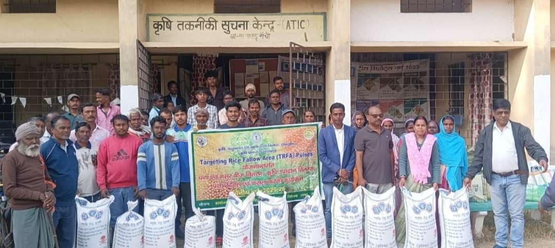 किसानों को मिला चना बीज