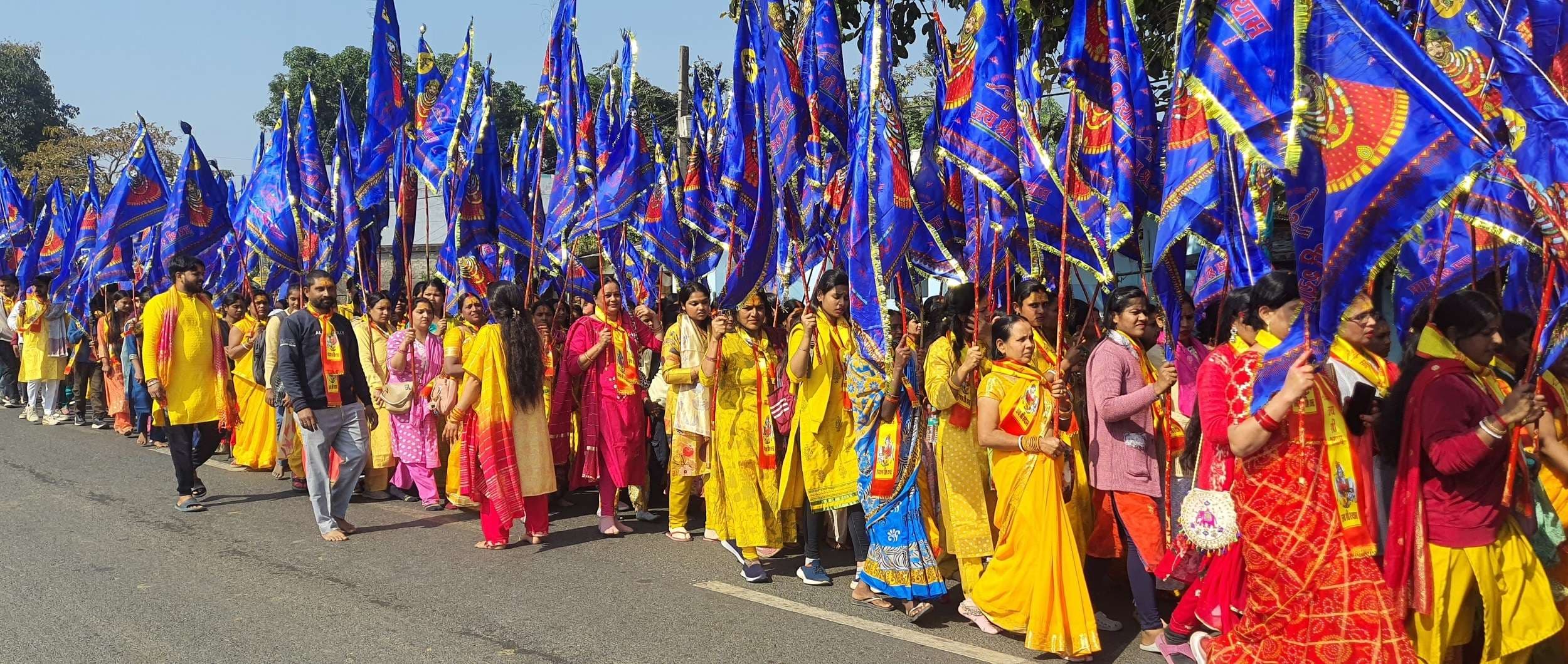 Bokaro News : जैनामोड़ से निकली श्री खाटू श्याम निसान यात्रा