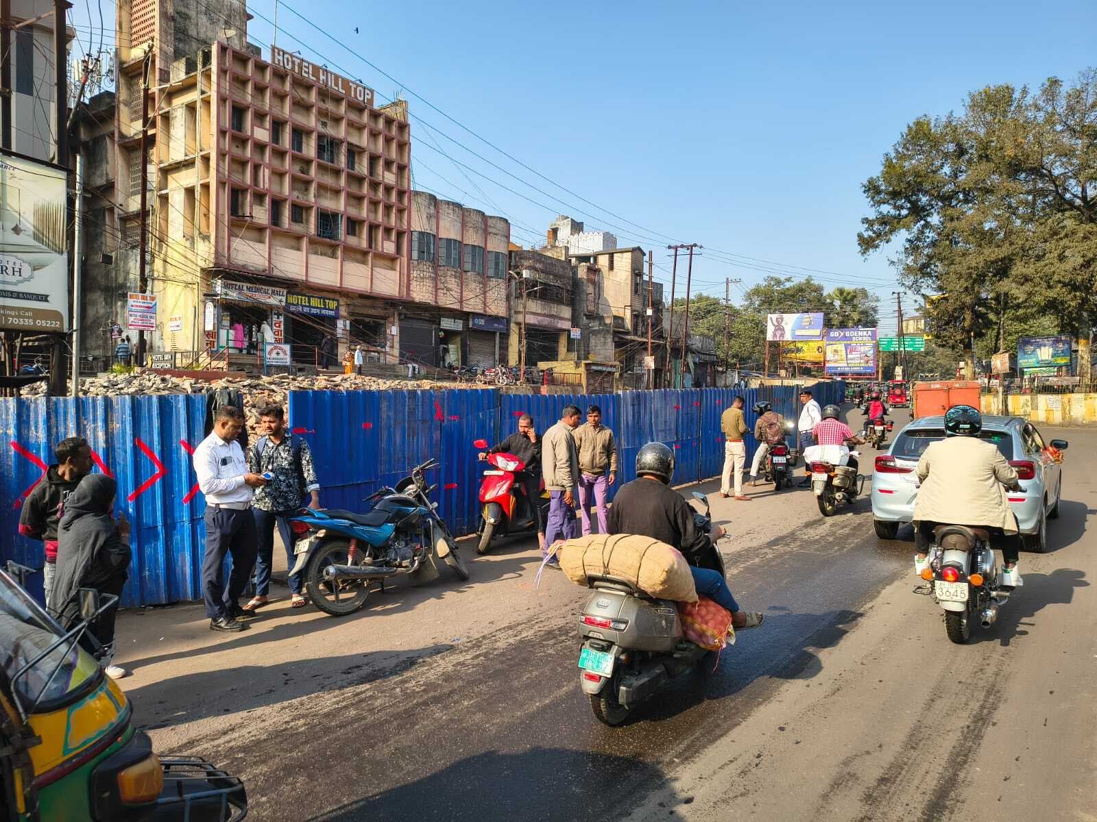 Dhanbad News: गया पुल नया अंडरपास : आधी-अधूरी तैयारी के साथ शुरू किया काम, 14 दिन में काम बंद, बढ़ी परेशानी