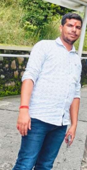 सड़क दुर्घटना में युवक की मौत