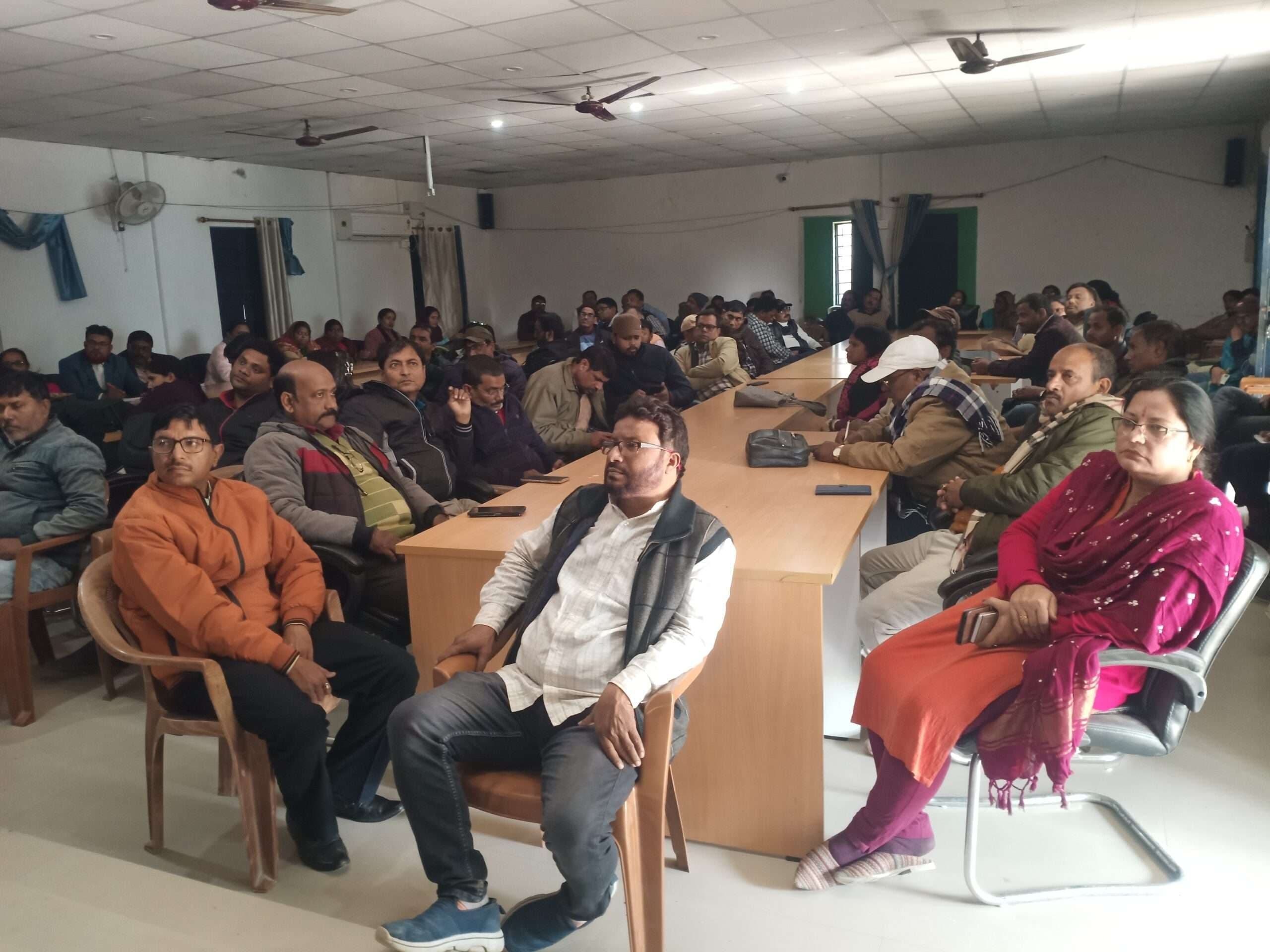 प्रधानाध्यापकों को मासिक गुरु गोष्ठी में मिले निर्देश