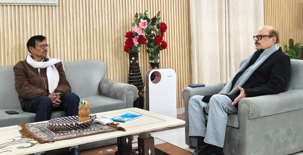 मनिहारी विधायक दिल्ली में सांसद तारिक अनवर से मिले