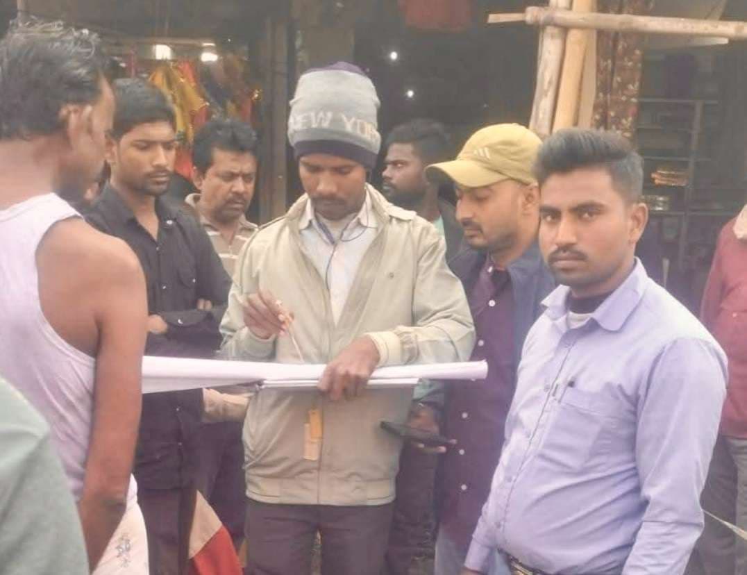 अतिक्रमण मुक्त कराने को लेकर अतिक्रमित भूमि को किया गया चिह्नित