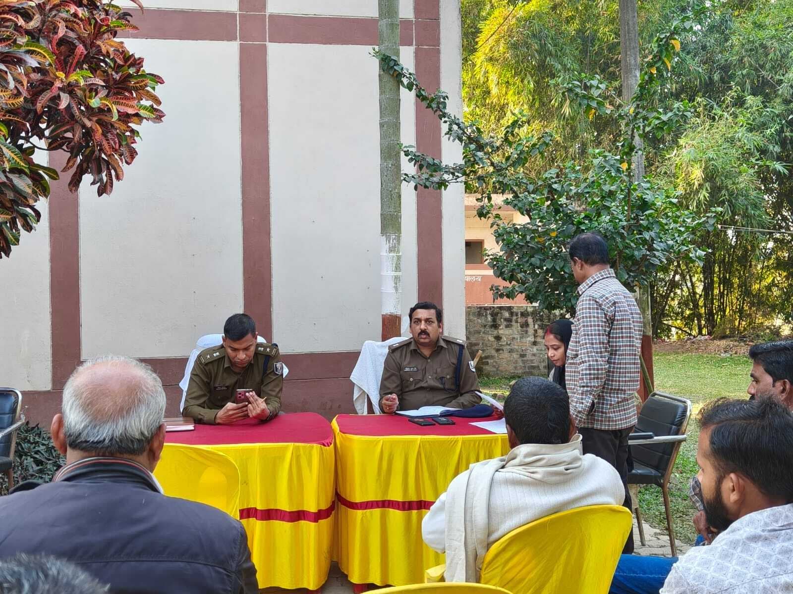 साहेब, अनखोर मौजा के जमाबंदी रजिस्टर चोरी हो जाने से रैयतों को होती है परेशानी