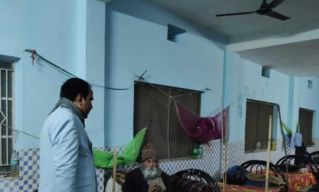 प्रचार प्रसार के अभाव में आश्रय विहीनों को नहीं मिल रहा 44 बेड वाला रैन बसेरा का लाभ