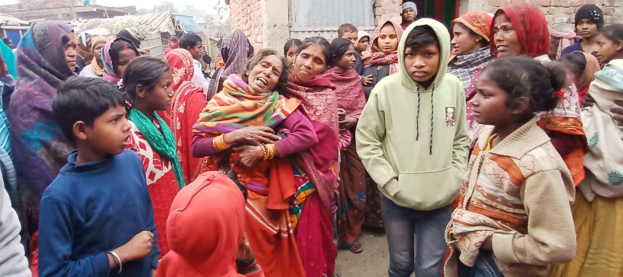 तीनघरिया गांव में युवक की संदेहहास्पद स्थिति में मौत