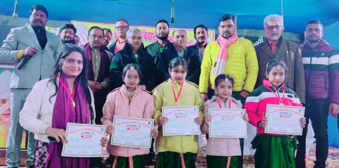 वन एक्ट प्ले व स्ट्रीट प्ले में एमएलटी कॉलेज रहा प्रथम