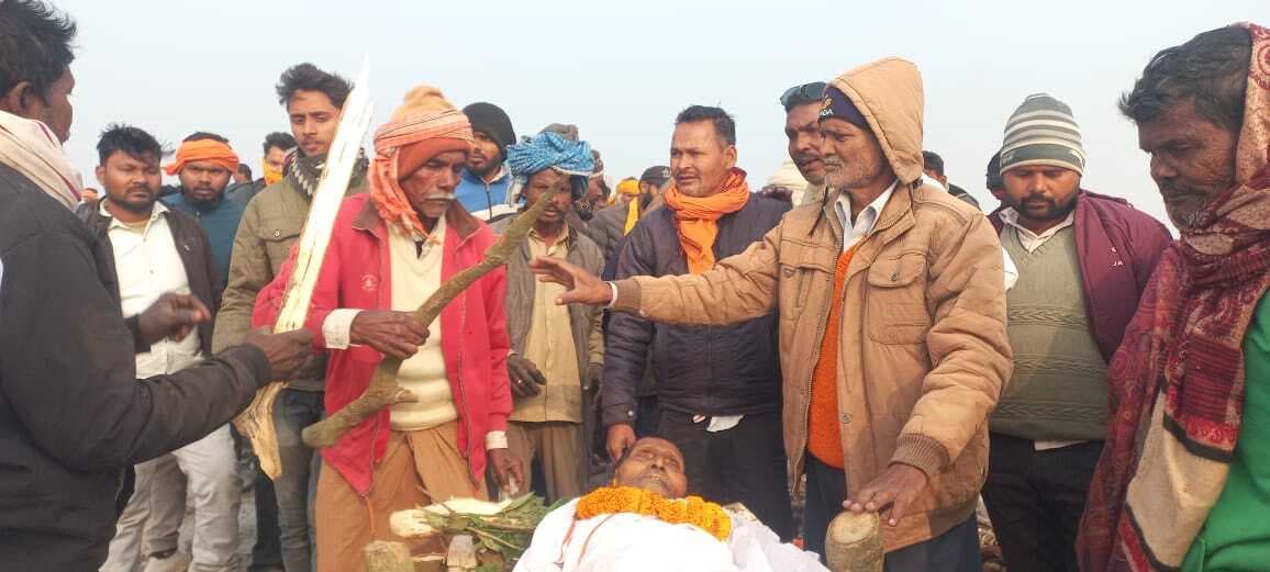 समाजसेवी के पिता का निधन, शोक की लहर