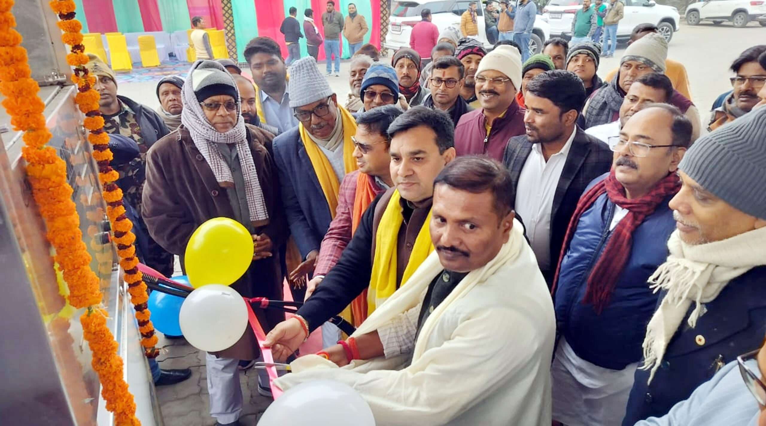 अब गाड़ियाें से कम फैलेगा प्रदूषण, शहर में शुरू हुआ सीएनजी रिफिलिंग प्वाइंट