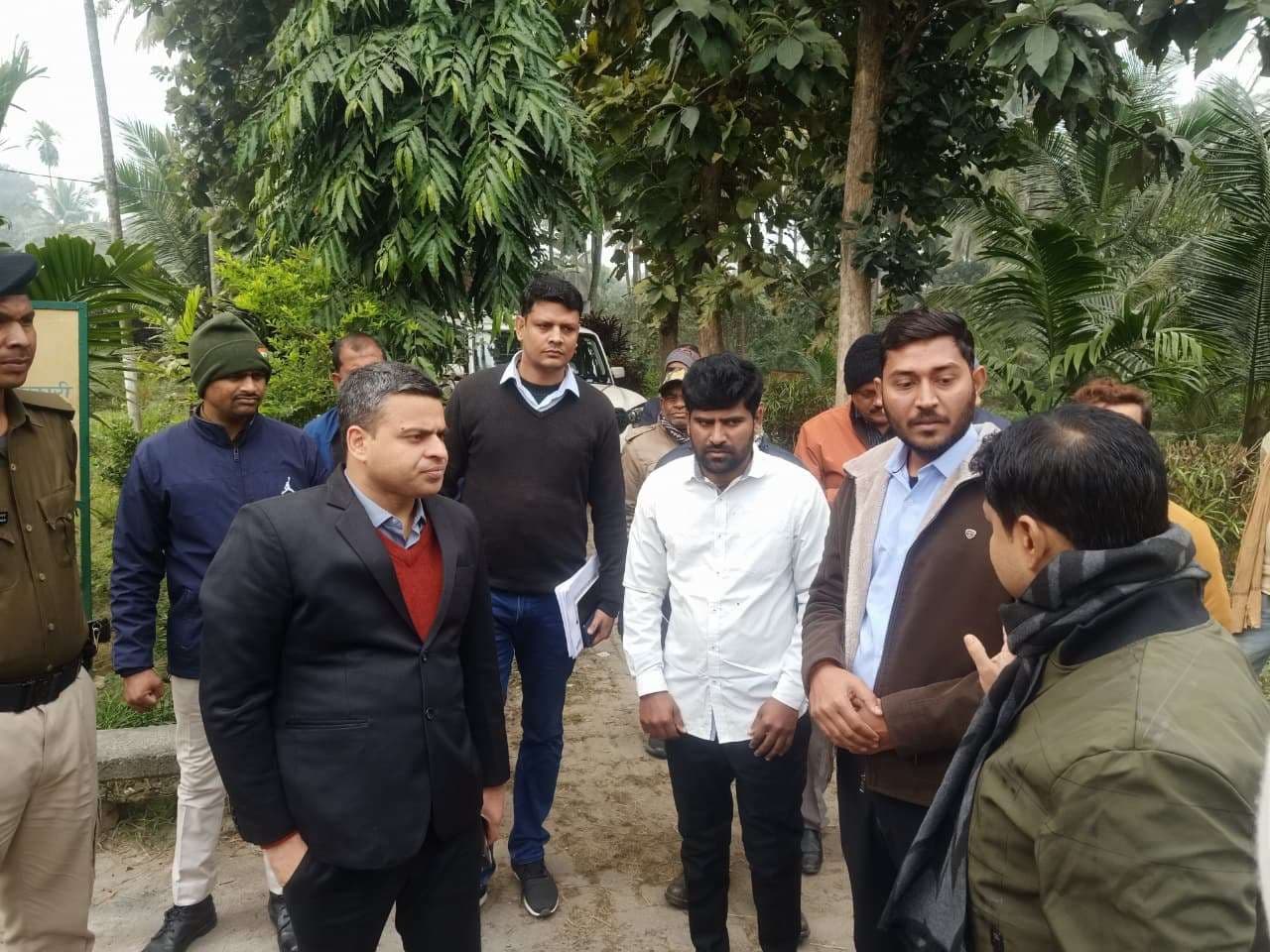 नारियल विकास बोर्ड, सिंहेश्वर का डीएम ने किया निरीक्षण