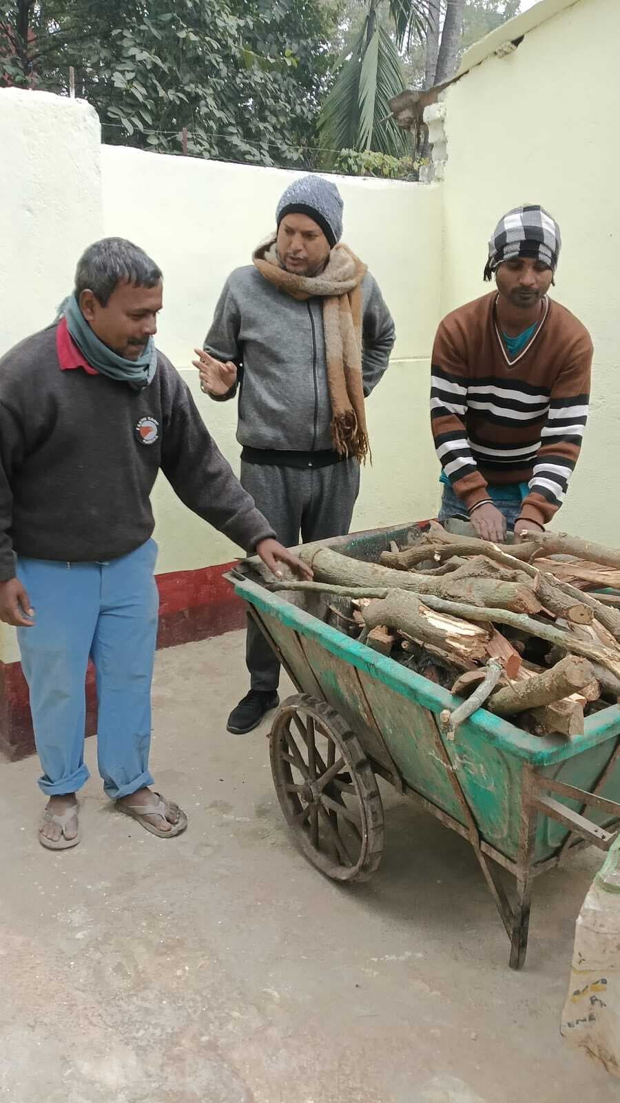 निगम के अलाव व्यवस्था को लेकर पार्षदों के बीच सोशल मीडिया पर रार