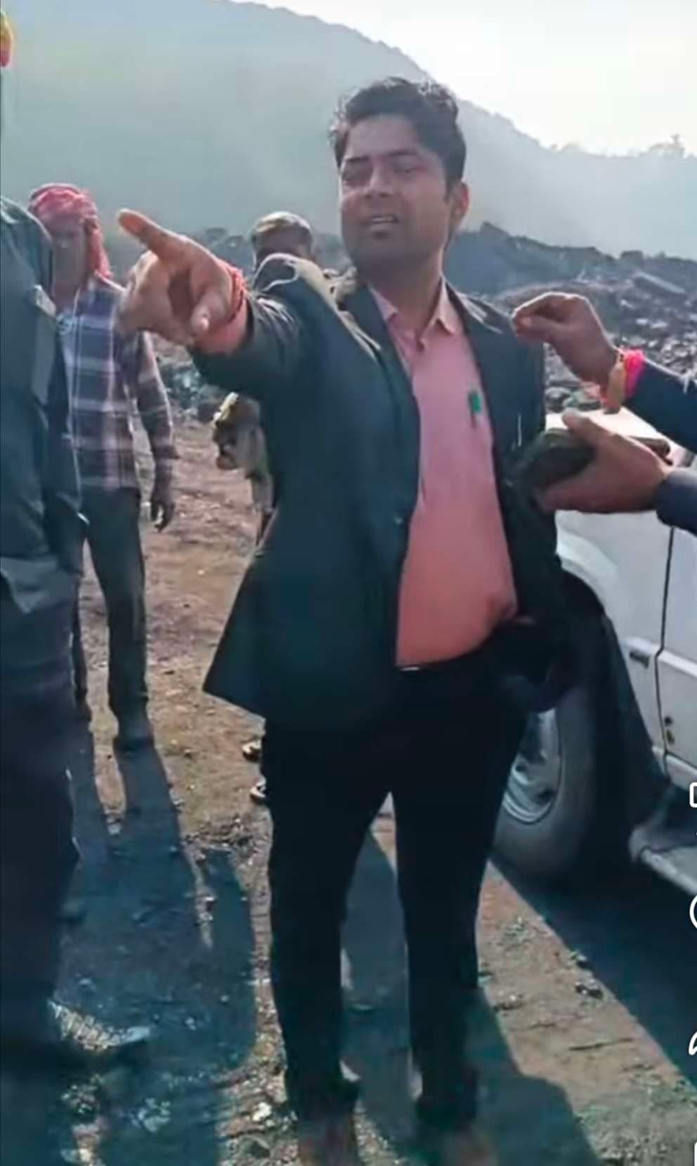 Bokaro News : आरओएम व स्टीम कोयले की जांच करने पहुंचे बेरमो सीओ का विरोध