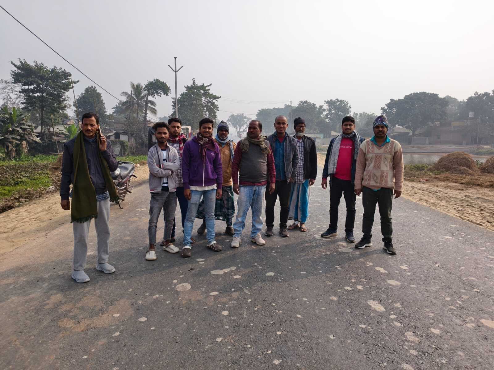 एसएच-98 गोविंदपुर चौक पर स्पीड ब्रेकर निर्माण की मांग