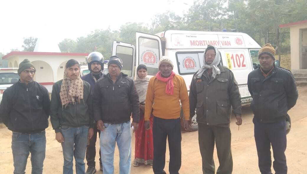 सुईया के बेरधिनयां जंगल में बेलहर निवासी युवक की गला रेतकर हत्या