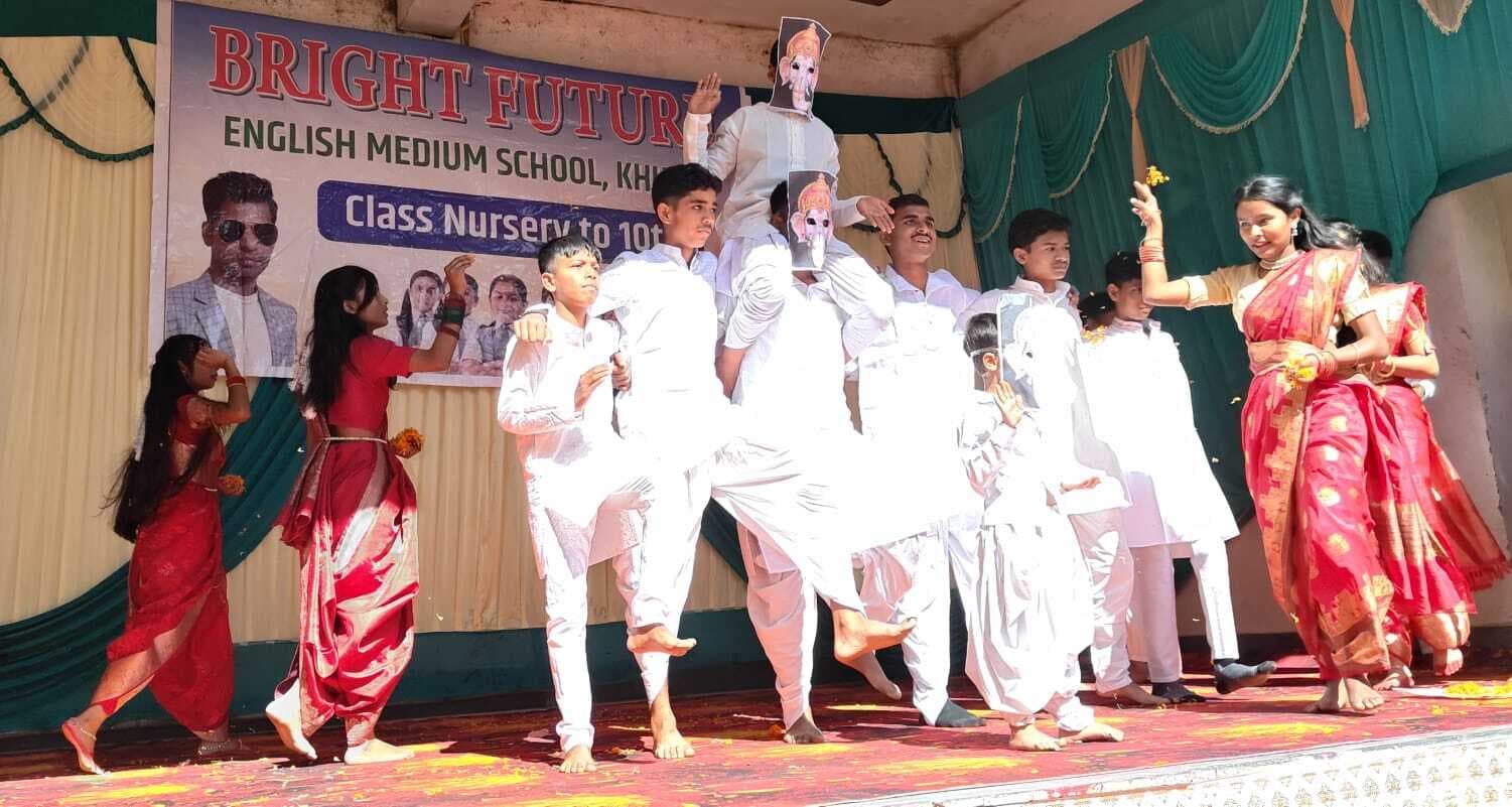 वार्षिकोत्सव में विद्यार्थियों ने अपनी प्रस्तुति से मन मोहा