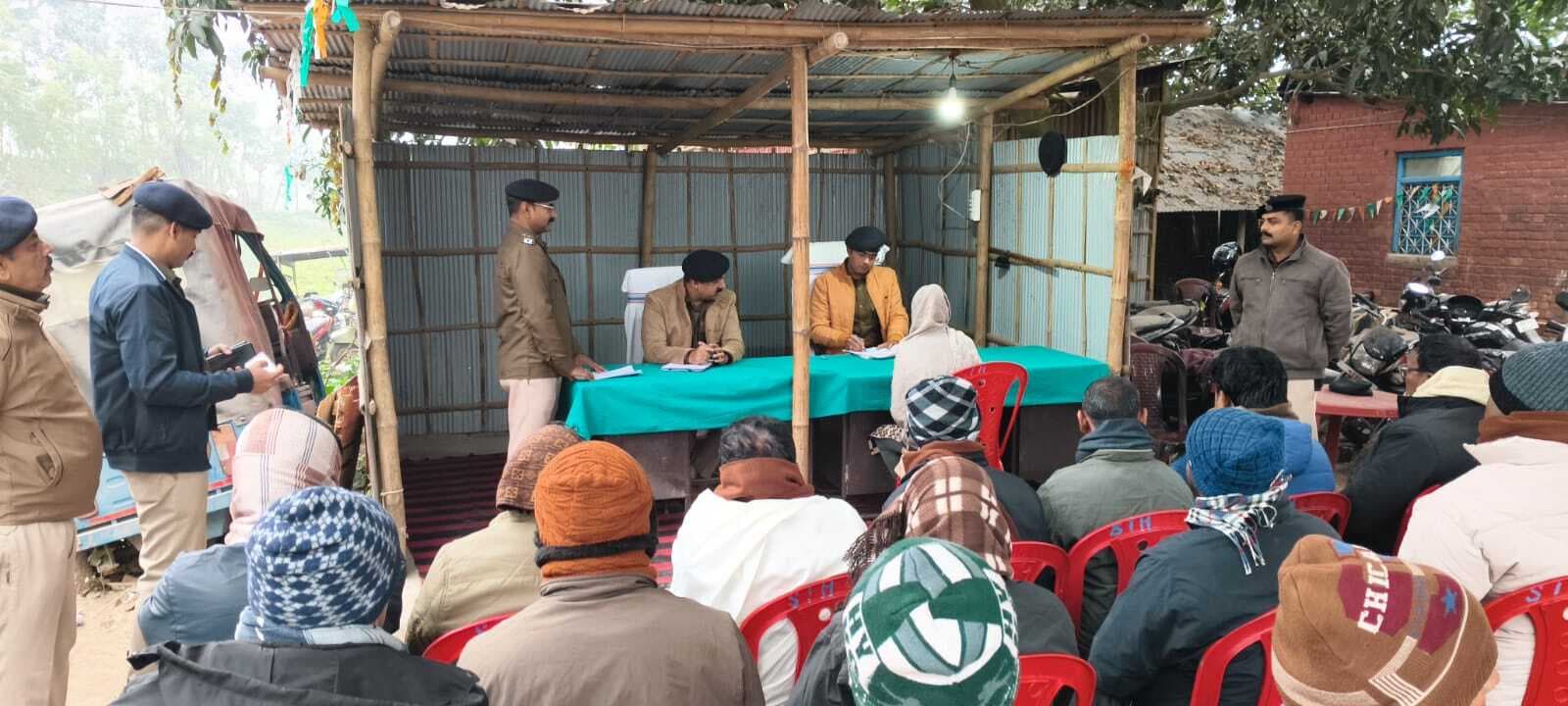 एसपी ने कांडों की समीक्षा, लोगों की समस्याओं को भी सुना