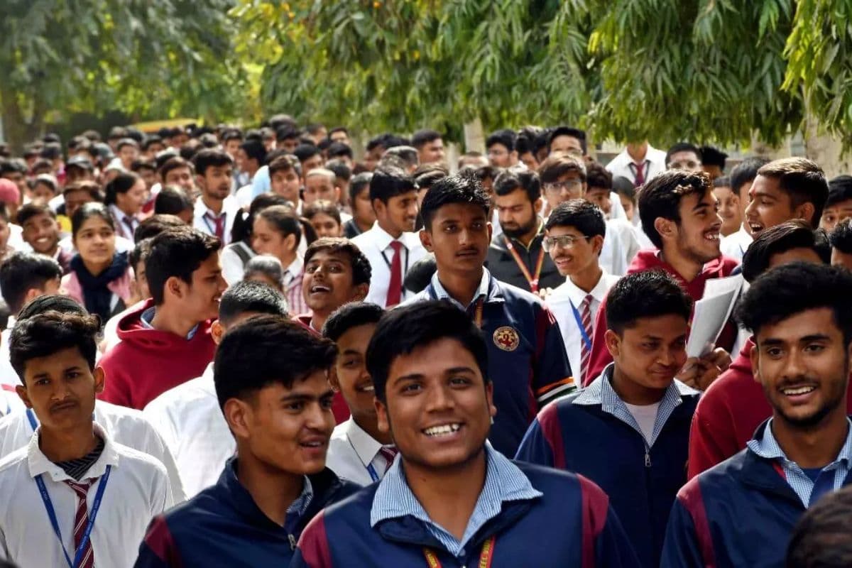 सरकार का बड़ा फैसला, विदेश जाने वाले बिहार के SC-ST छात्रों को मिलेगी छात्रवृत्ति