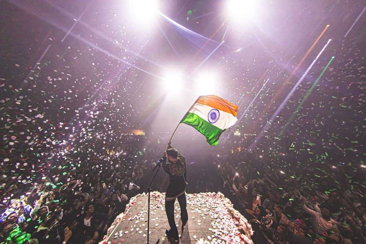 Bismil Ki Mehfil India Tour 2025: बिस्मिल की महफिल इंडिया टूर 2025 का भव्य समापन, पुणे से दिल्ली तक के सफर में हर शहर में उमड़ा जनसैलाब