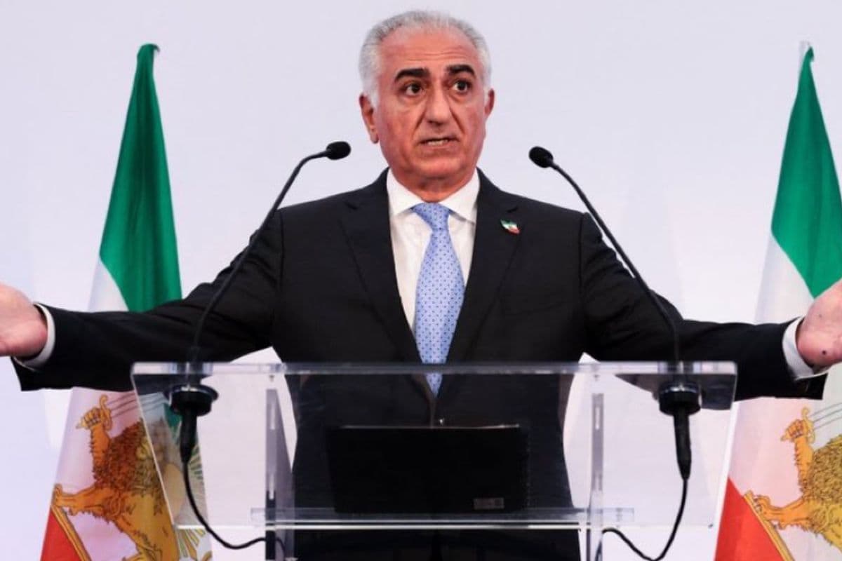 ईरान में सरकारी TV हैक, लाइव शो रोककर चलाया गया शहजादे का वीडियो, सेना से की बगावत की अपील