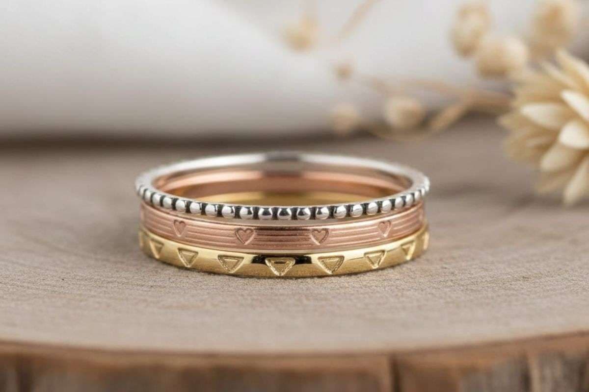 Minimal Motif Ring design