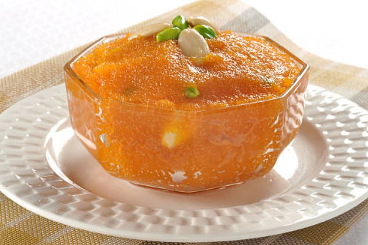 Papite ka Halwa: सूजी और बेसन नहीं एक बार ट्राई करें पपीते का हलवा, मुंह से नहीं जाएगा स्वाद