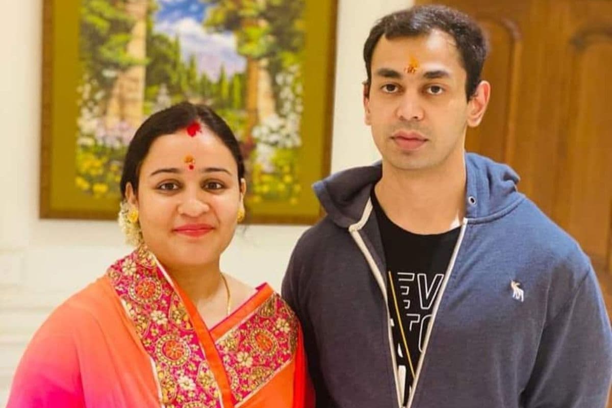 अखिलेश यादव के भाई प्रतीक अपनी पत्नी अपर्णा यादव को देंगे तलाक, फैमिली रिलेशन बर्बाद करने के लगाए आरोप