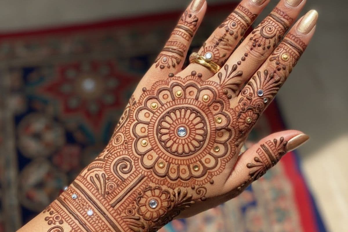 Round Mehndi Design
