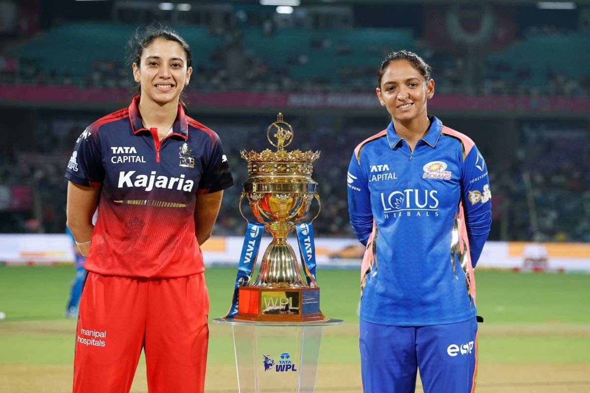 WPL 2026: RCB ने जीता टॉस, MI करेगी पहले बल्लेबाजी; देखें दोनों टीमों की प्लेइंग XI