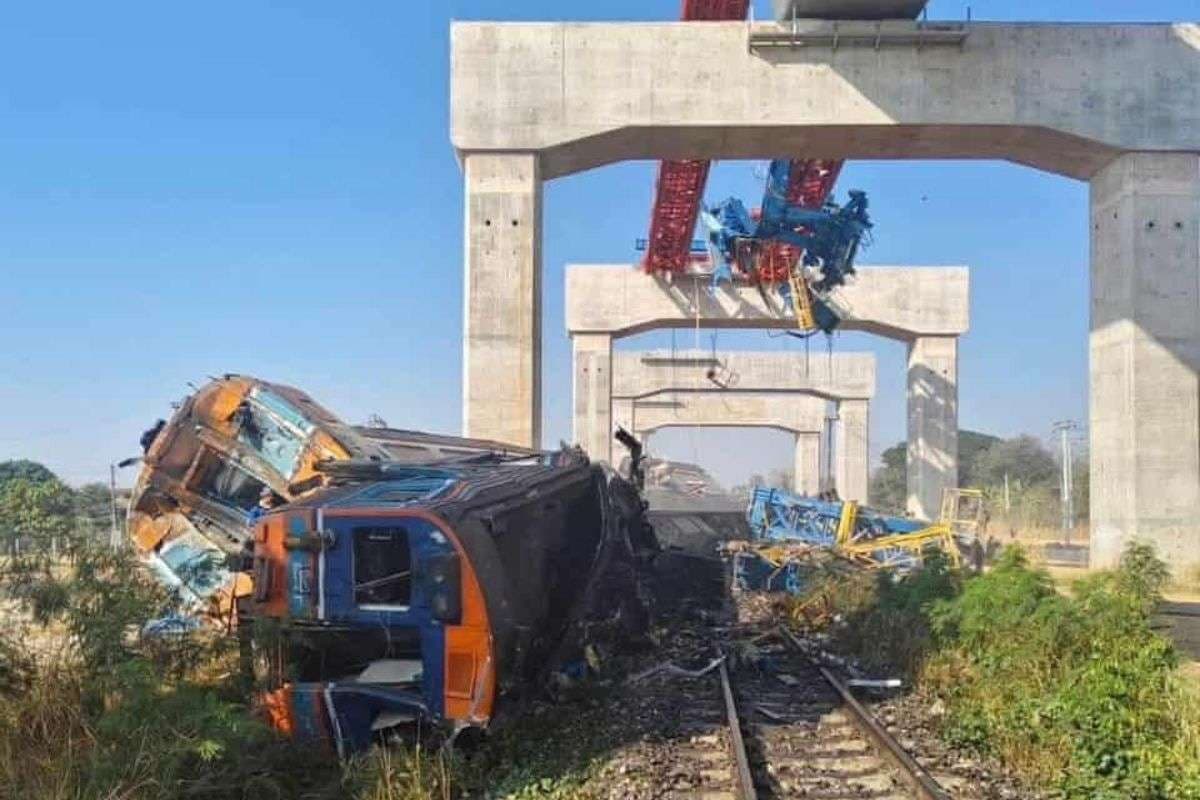 थाईलैंड में चलती ट्रेन पर गिरी क्रेन, 22 लोगों की मौत, 60 से ज्यादा घायल, क्या है इसका चीन कनेक्शन?