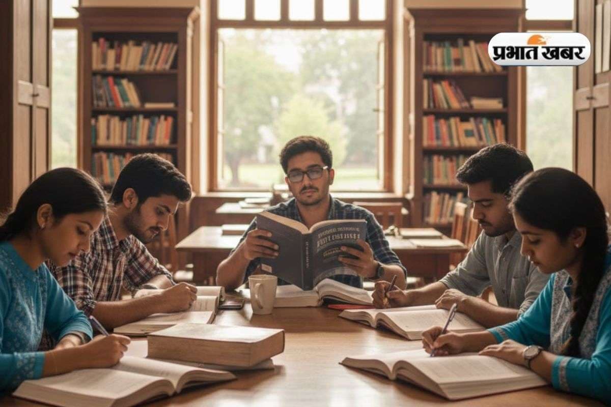 UP Lekhpal Best Books: इन 5 किताबों ने हजारों को बनाया यूपी में लेखपाल, पहले दिन से करें सही शुरुआत