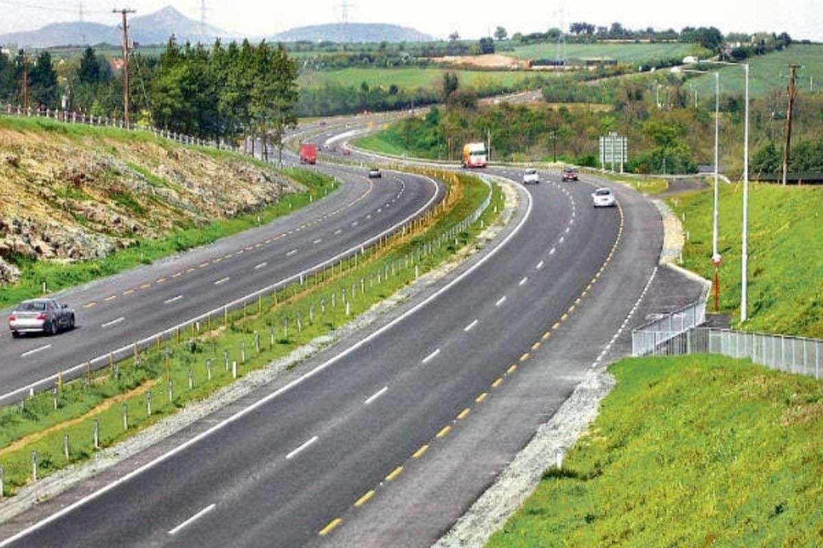 Bihar Road Project: खुशखबरी! बिहार में 5 स्टेट हाइवे के निर्माण के लिए मिलेंगे करोड़ों रुपए, इन 8 जिलों को होगा सीधा फायदा