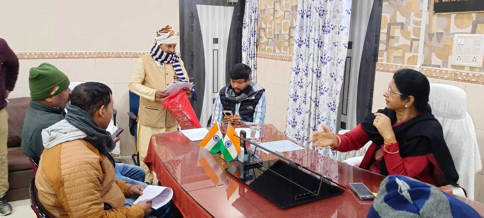 महापौर ने जनता दरबार में सुनी जनसमस्या