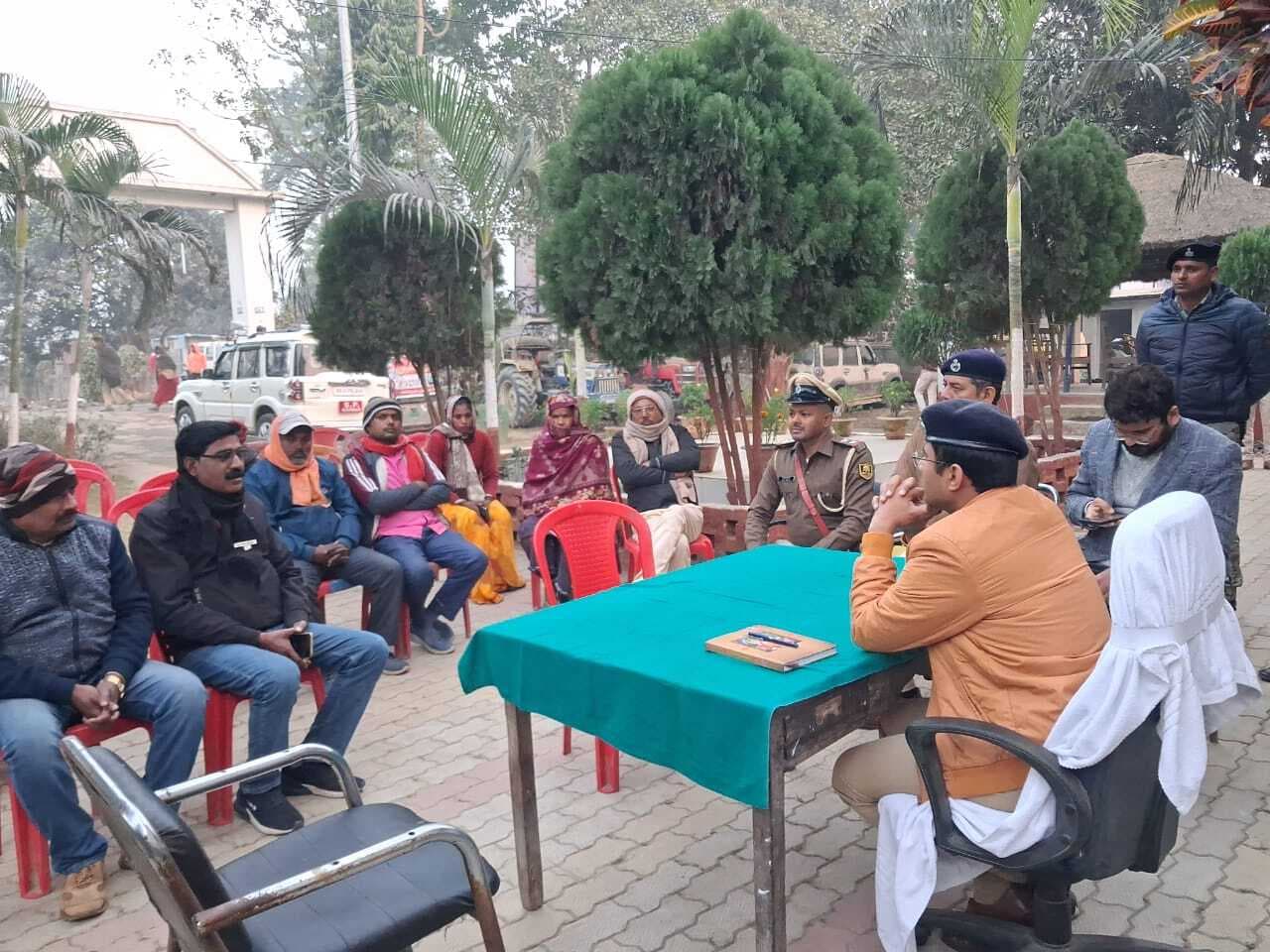 आमलोगों की समस्याओं के समाधान के लिए पुलिस तत्पर, एसपी