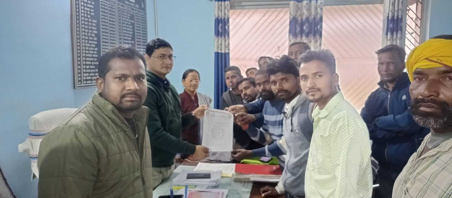 सीओ से मिला जेएलकेएम प्रतिनिधिमंडल