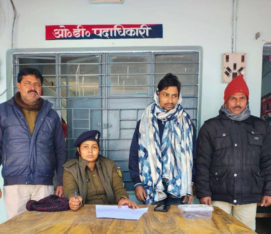 लगुआ गांव के चार घरों हुई में चोरी मामले में आरोपित गिरफ्तार