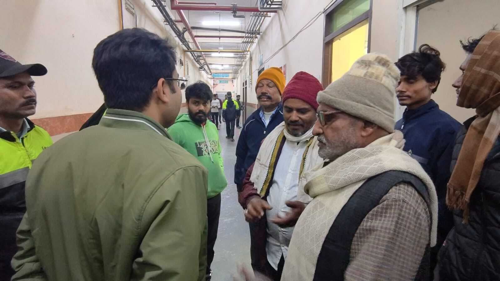 सदर अस्पताल में मरीज की इलाज में लापरवाही, हंगामा