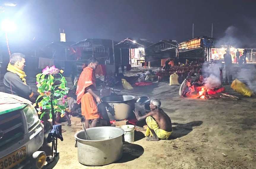 Bhagalpur news मौनी अमावस्या को ले अजगैवीनगरी में पहुंचने लगे कांवरिया