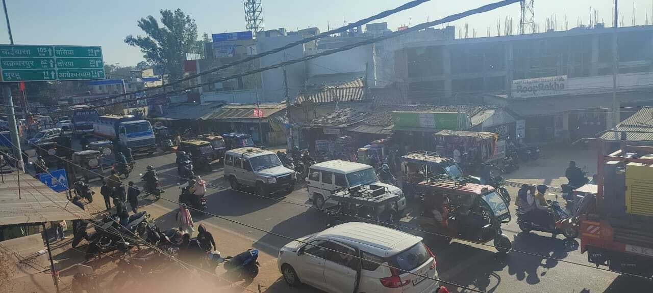 जाम से परेशान रहते हैं शहरवासी