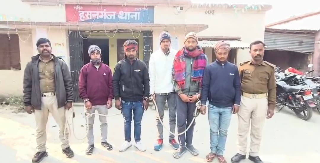 नशे में हंगामा कर रहे पांच शराबियों को किया गिरफ्तार