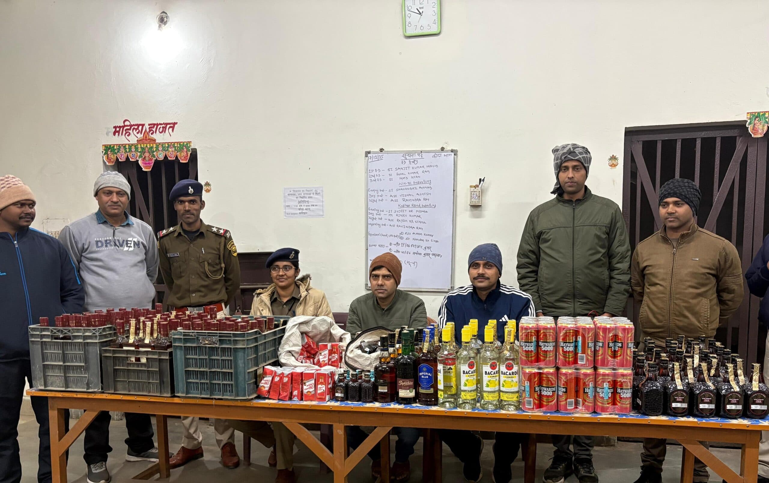 139.2 लीटर विदेशी शराब व बाइक जब्त, तस्कर फरार