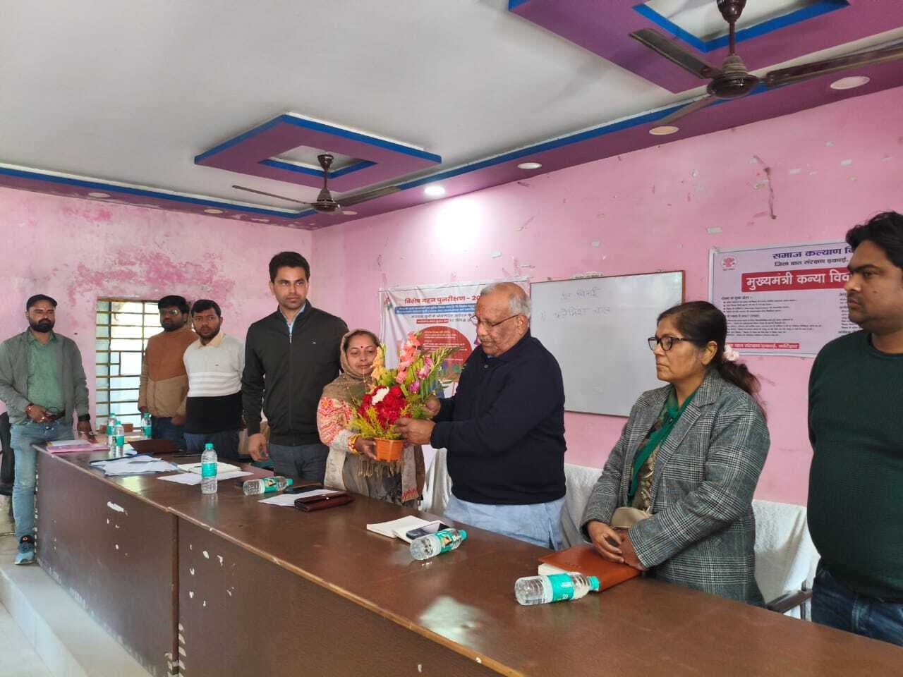 पंचायत समिति की बैठक में समस्याओं के समाधान पर चर्चा