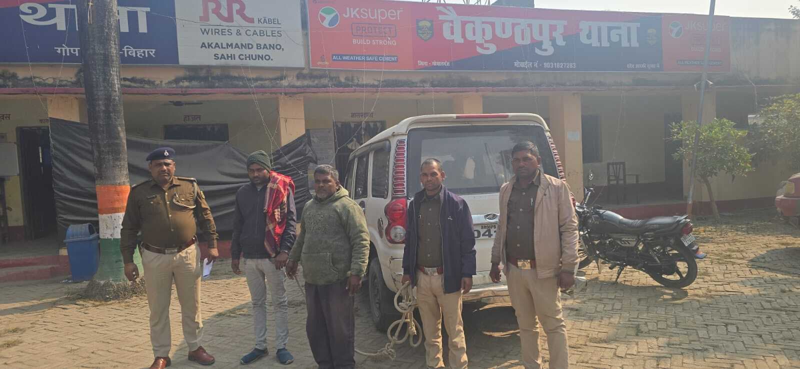 मुजफ्फरपुर से बरामद हुई चोरी गयी स्कॉर्पियो, दो आरोपित गिरफ्तार