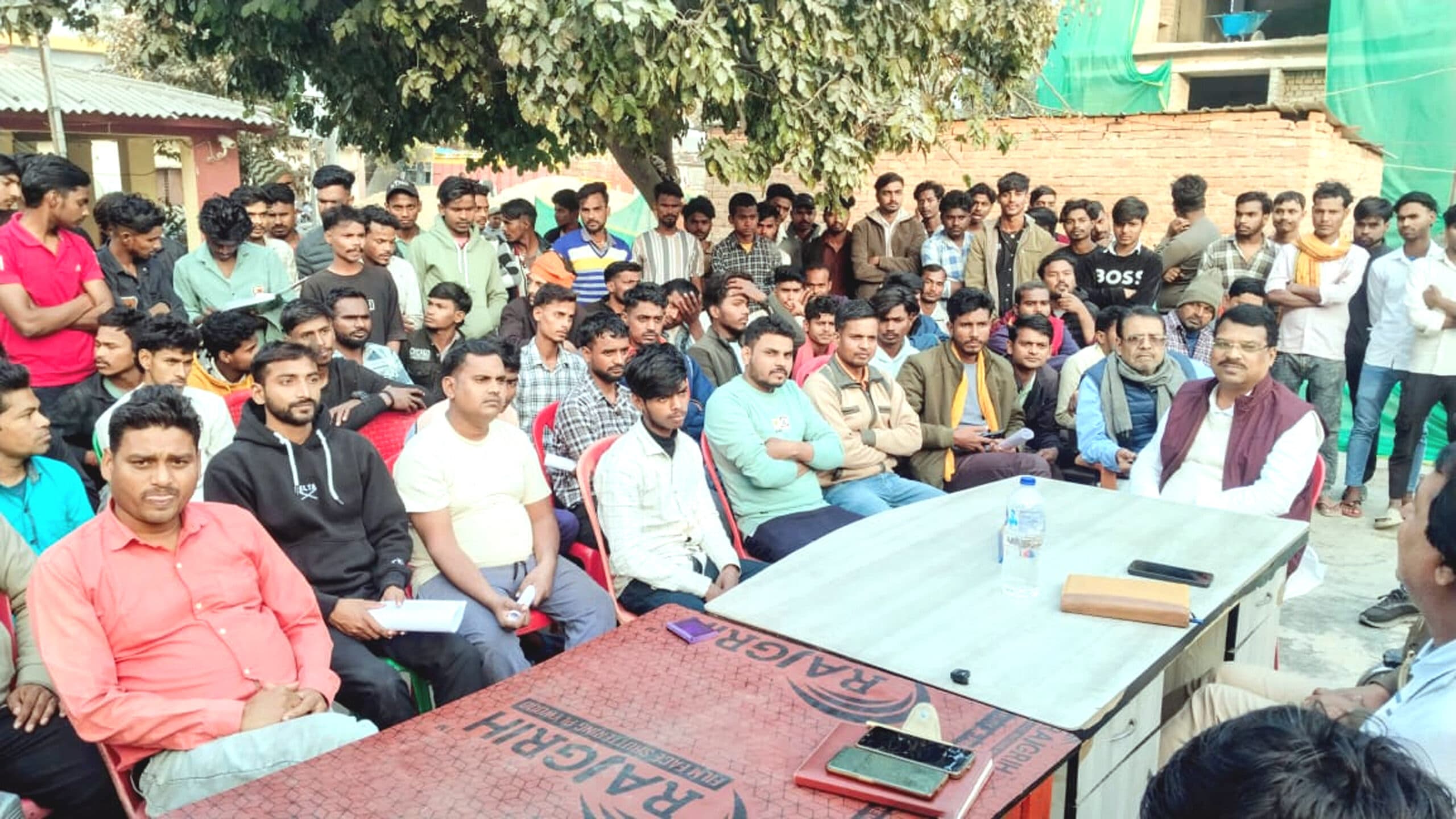 हर हाल में 24 को मां सरस्वती की प्रतिमा का होगा विसर्जन