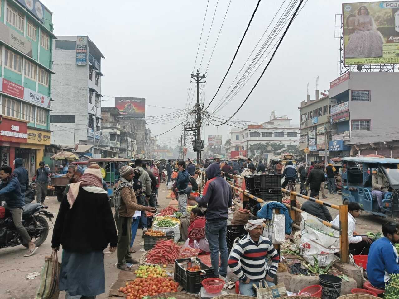 शहर में अतिक्रमणकारियों पर कार्रवाई के नाम पर खानापूर्ति हो रही साबित