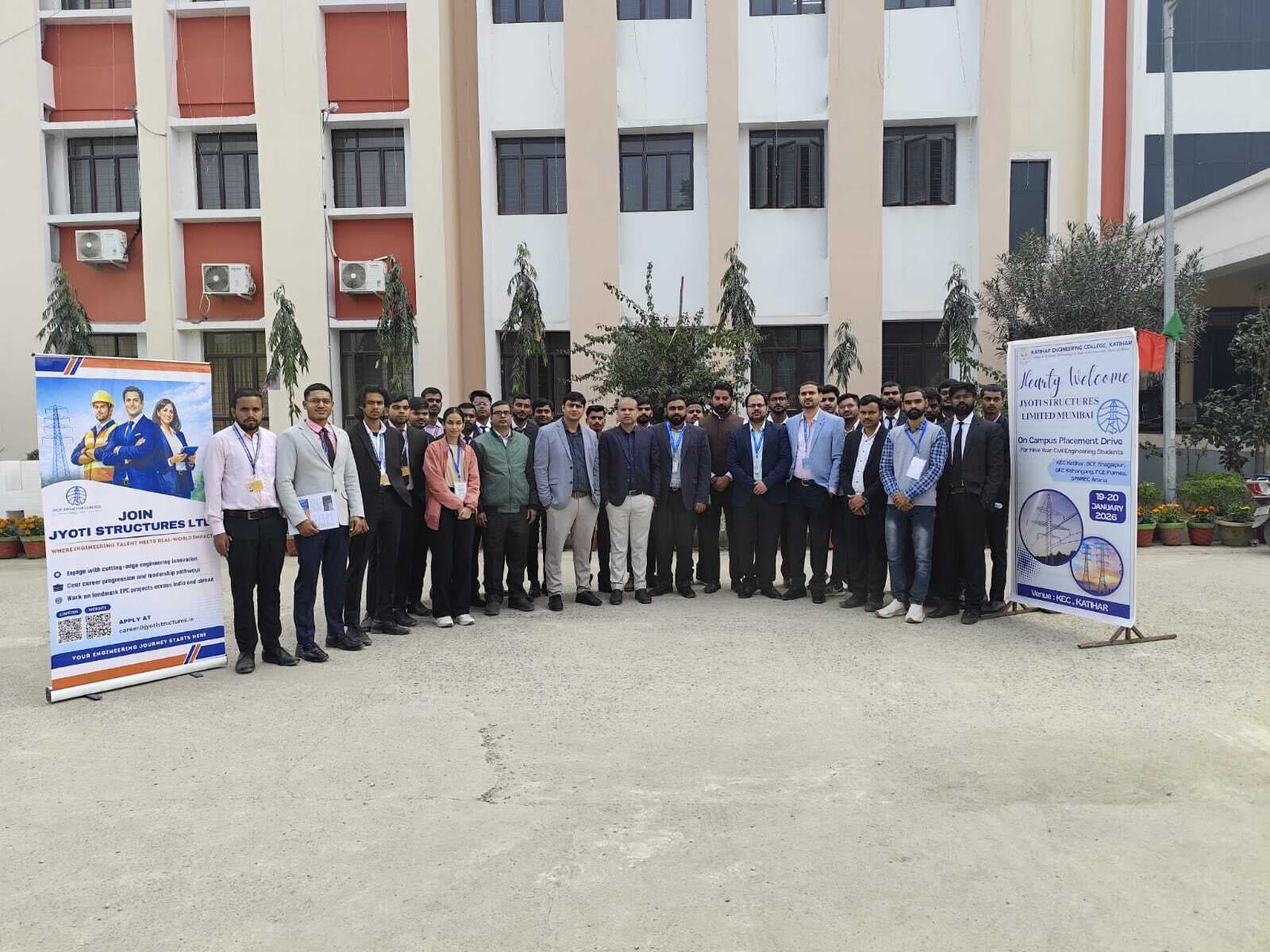 केइसी में कैंपस सिलेक्शन को इंटरव्यू बाद छात्रों में उत्साह