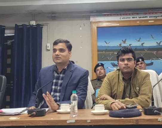 सरस्वती पूजा: 25 जनवरी दोपहर तक करना होगा प्रतिमा विसर्जन